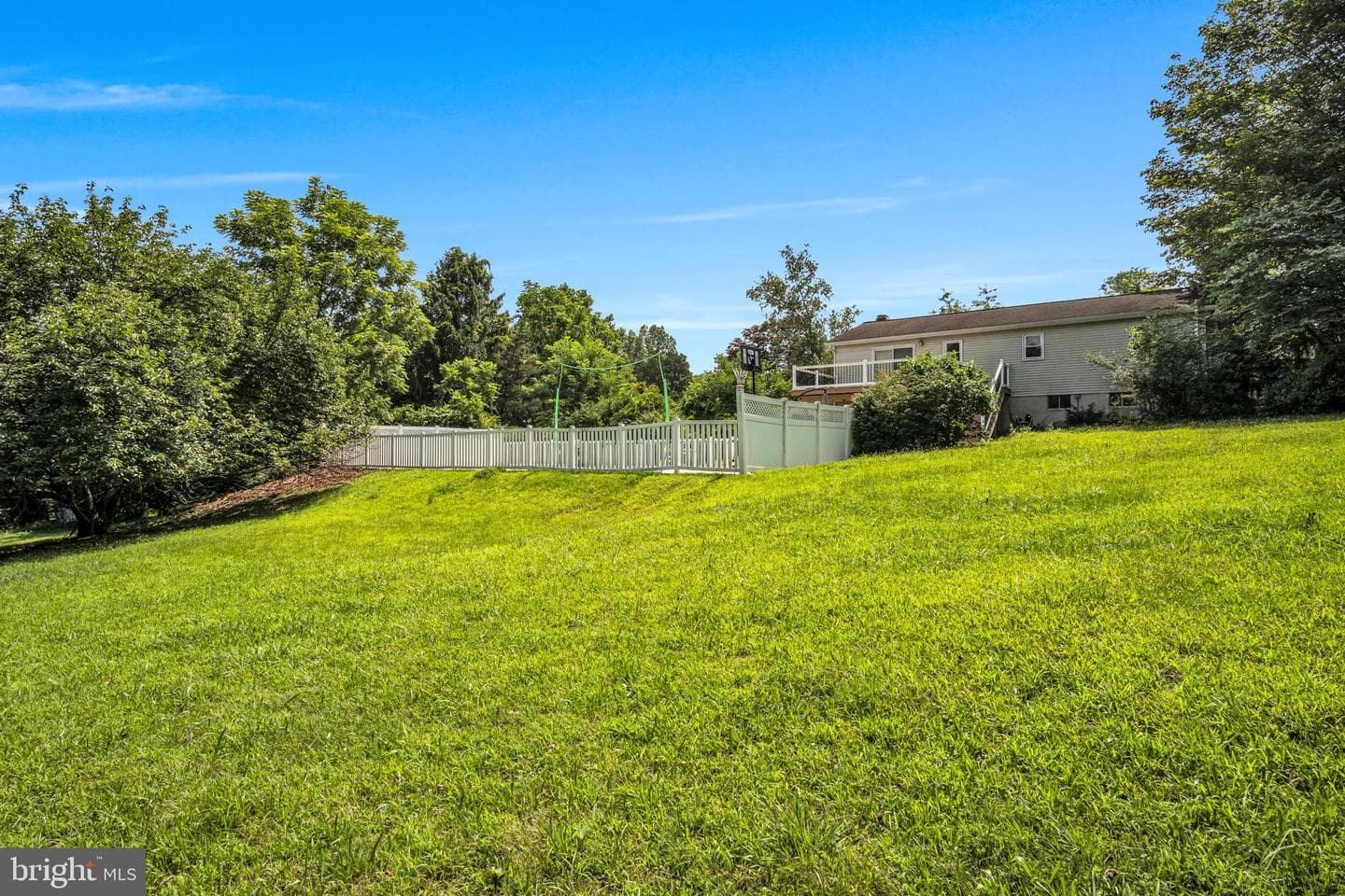 33 Huggins Road photo 5