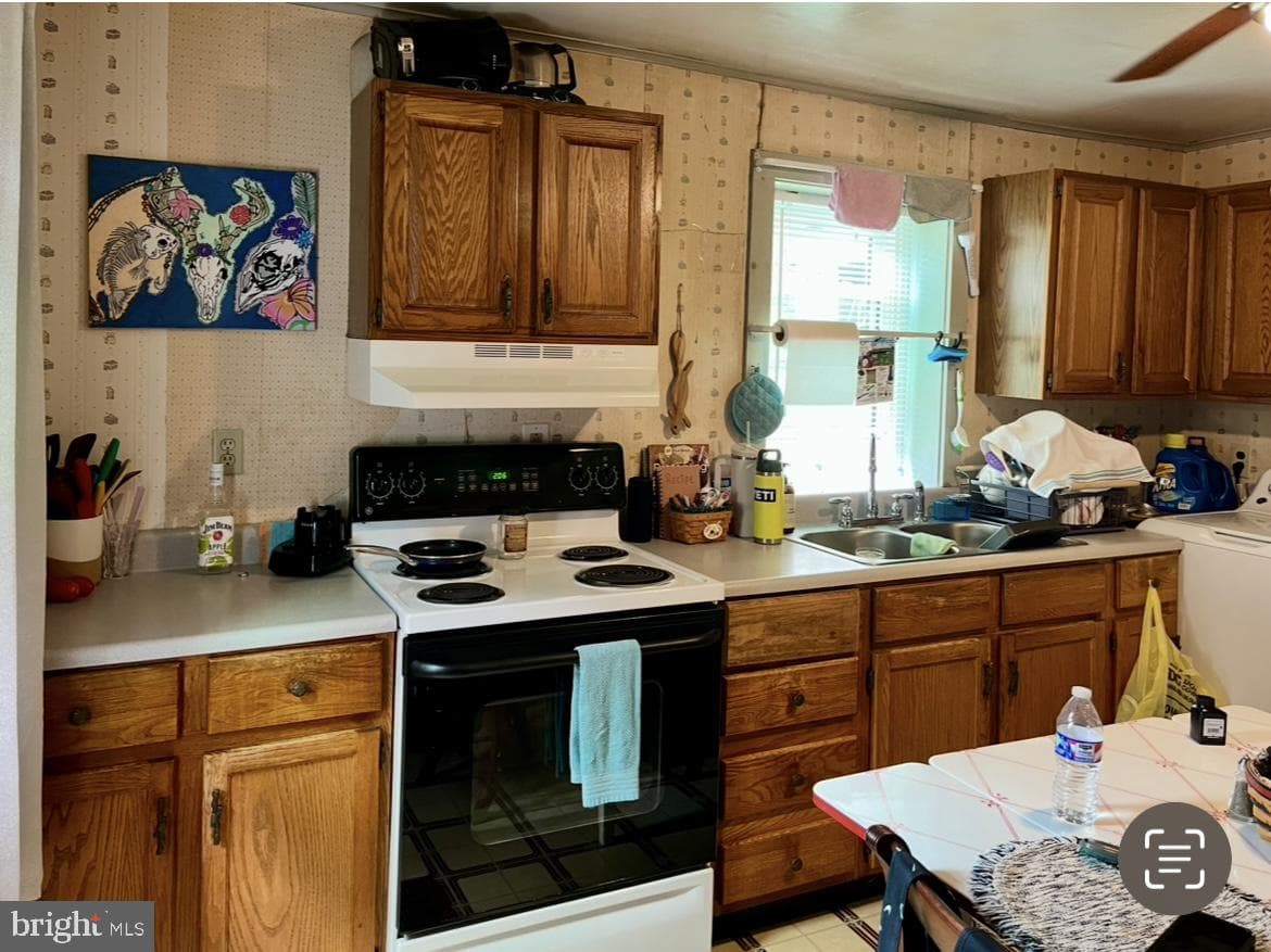 209 E Water Street photo 7