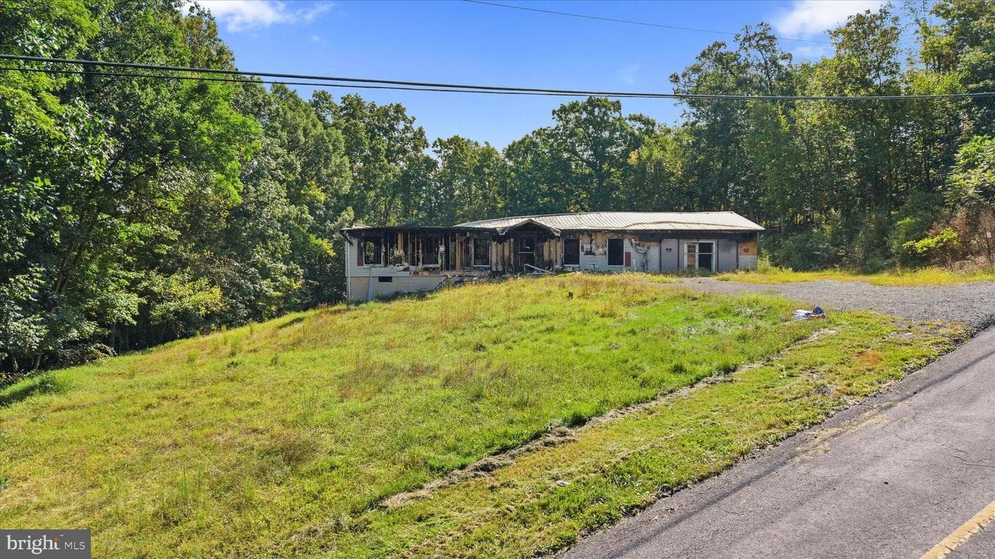 70 Barrick Hill Road photo 4