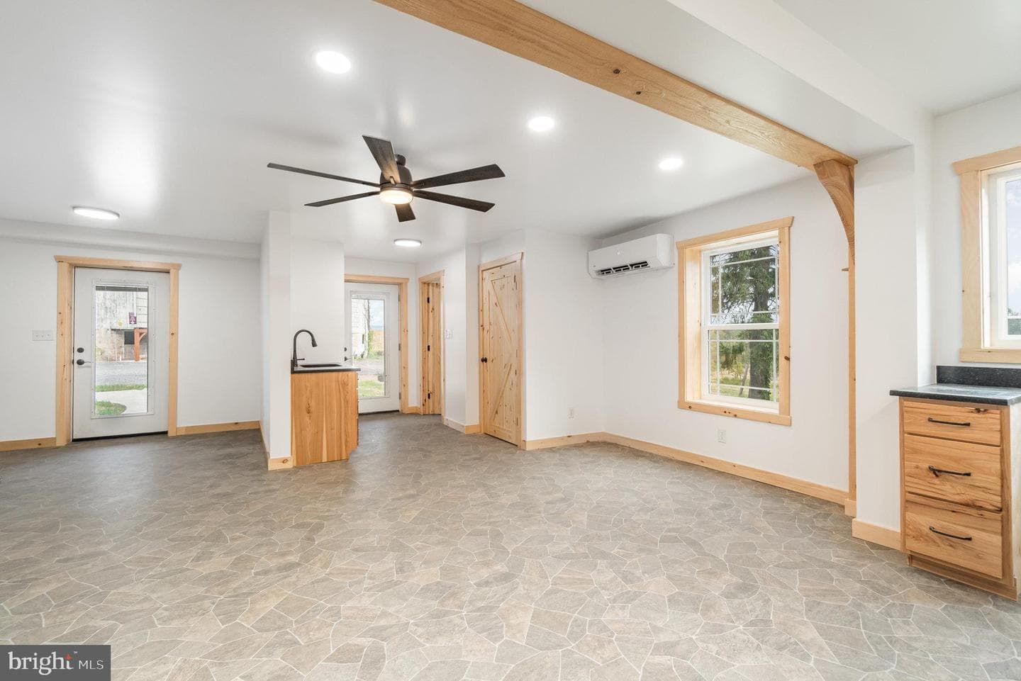 892 Owl Hollow Road photo 10