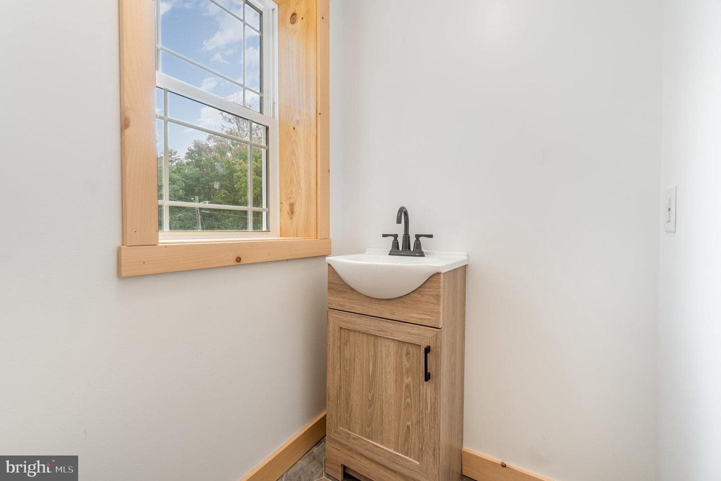 892 Owl Hollow Road photo 12