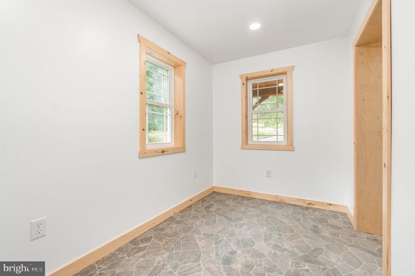 892 Owl Hollow Road photo 13