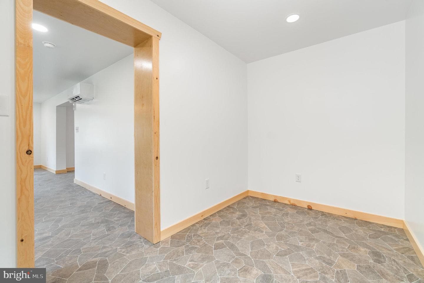 892 Owl Hollow Road photo 14