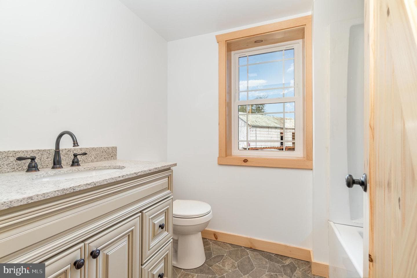 892 Owl Hollow Road photo 25