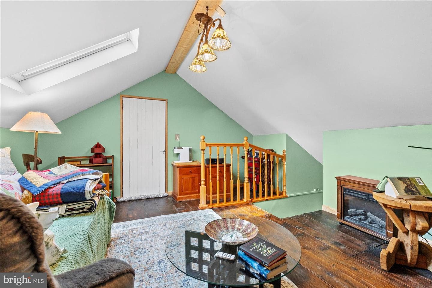 875 Valley Road photo 42