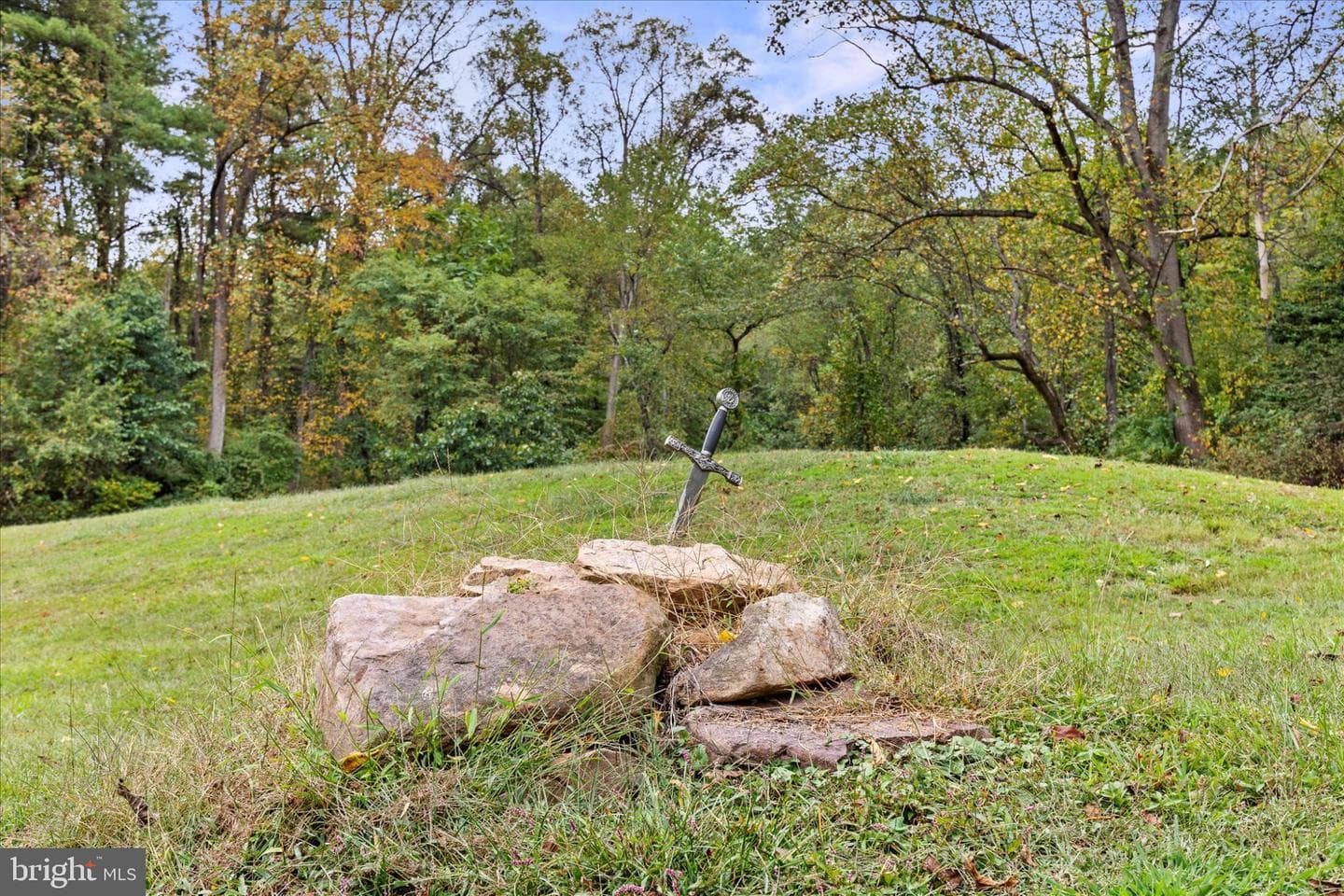 875 Valley Road photo 56
