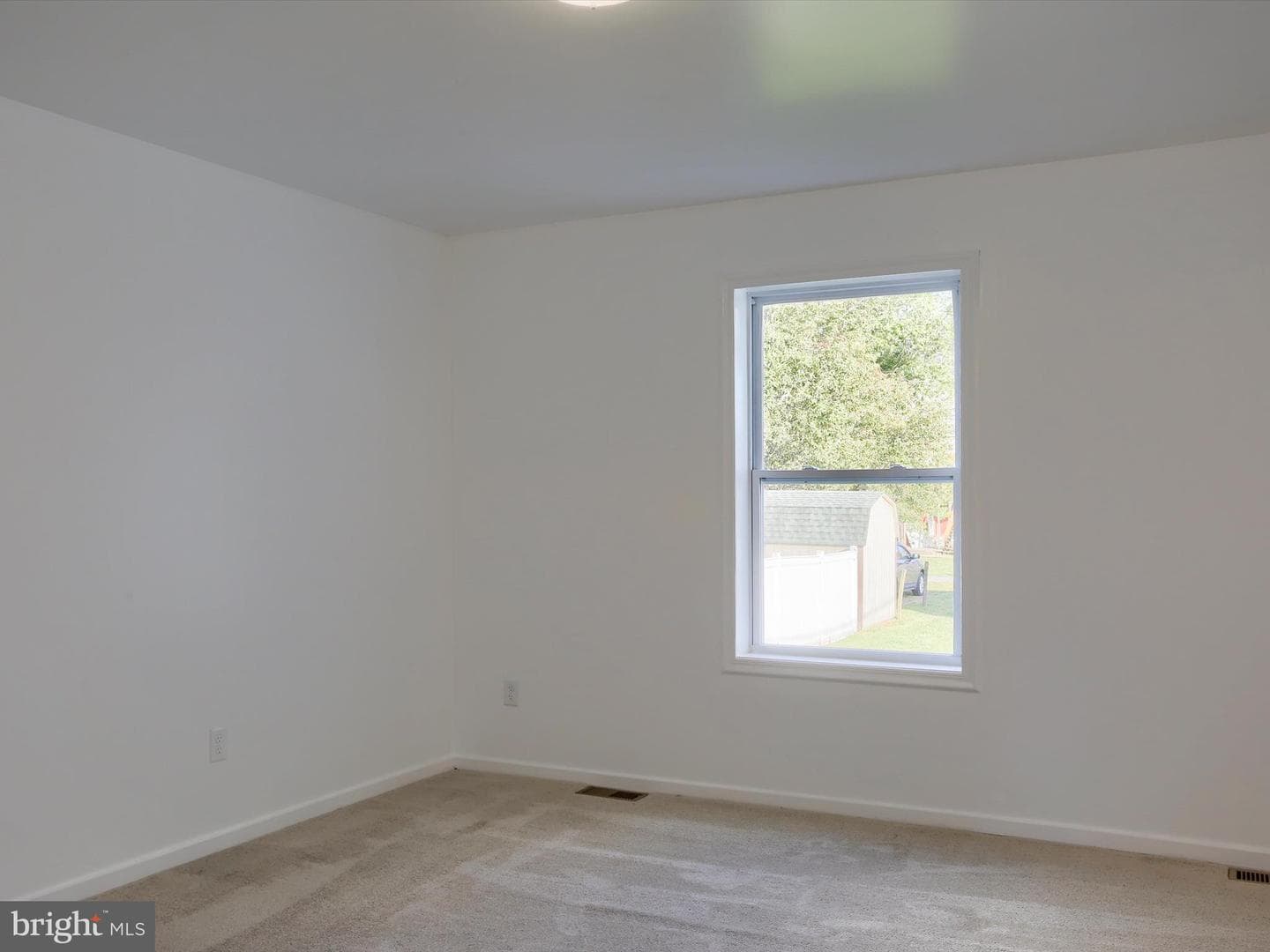 211 N Market Street photo 15