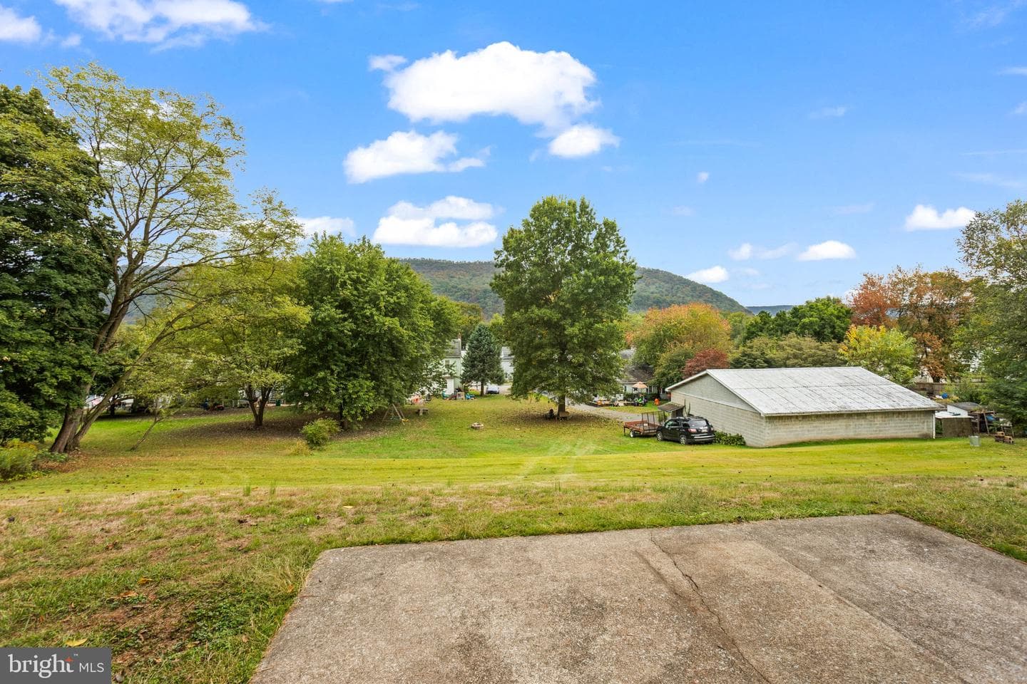 1010 N Lincoln Street photo 14