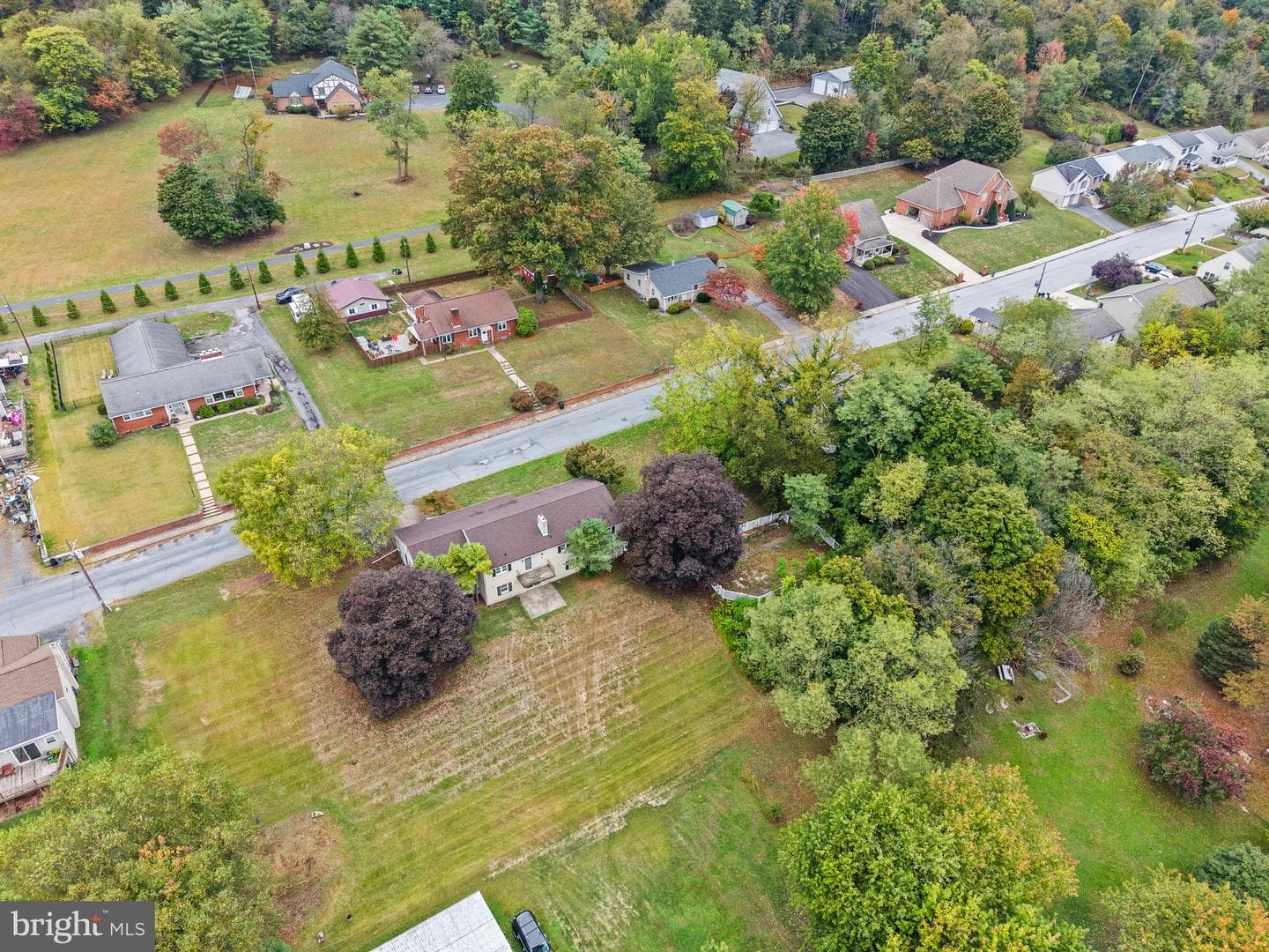 1010 N Lincoln Street photo 7
