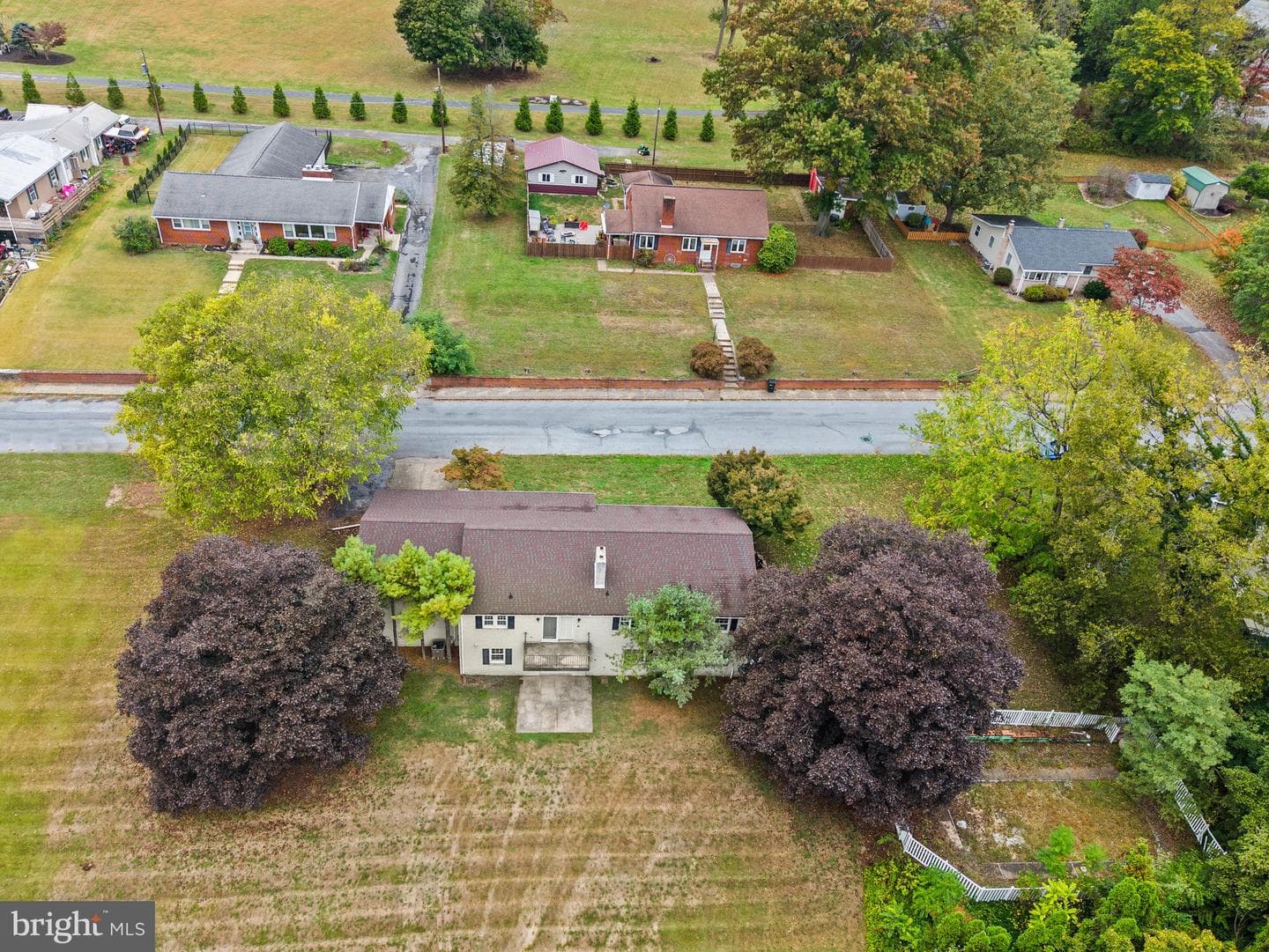 1010 N Lincoln Street photo 8