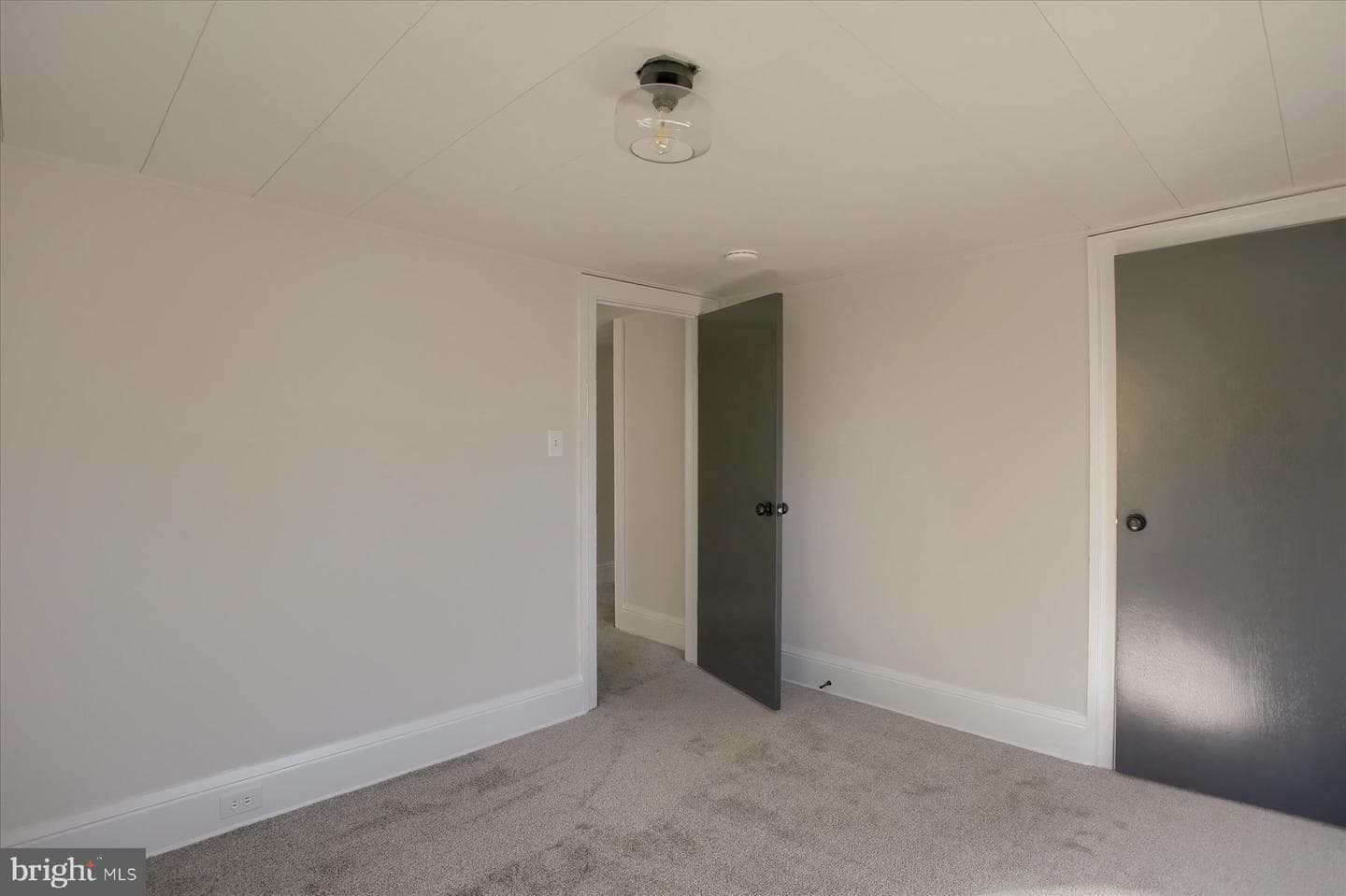 112 Kings Highway photo 24