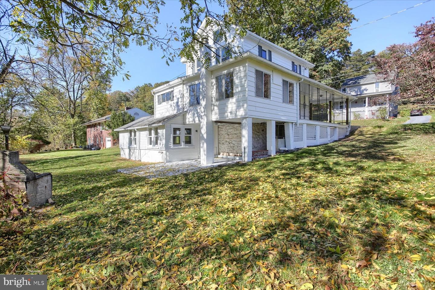 112 Kings Highway photo 35