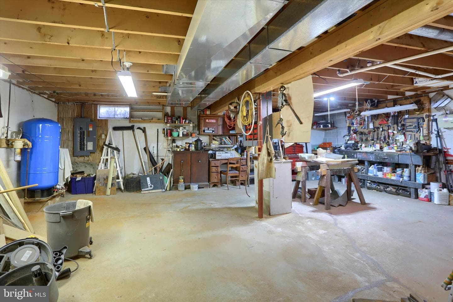 2751 Middle Ridge photo 21