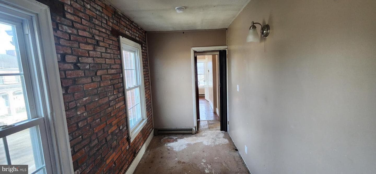 734 Bridgeport Road photo 29