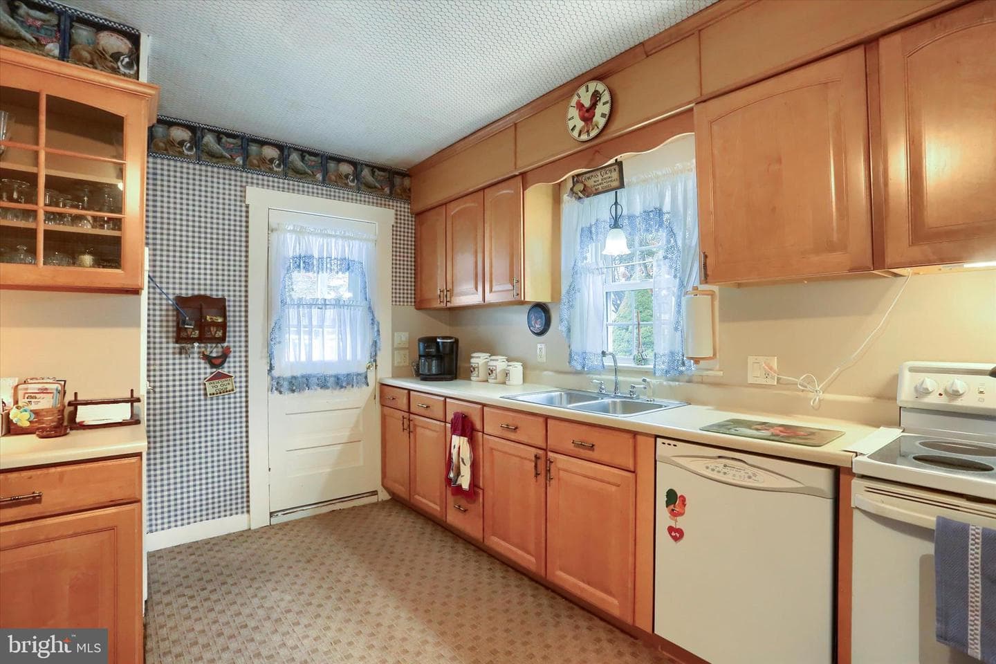 204 S Market Street photo 9