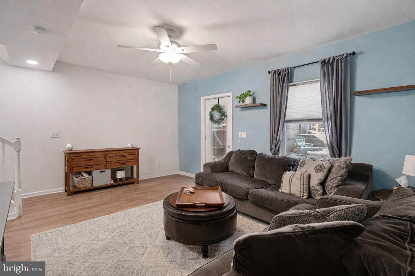 75 Petersburg Lane photo 3