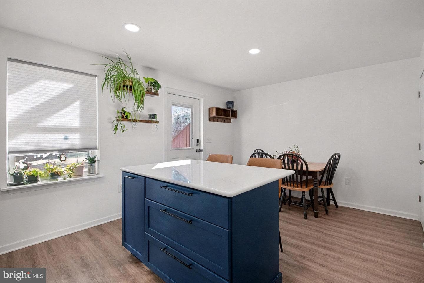 75 Petersburg Lane photo 6