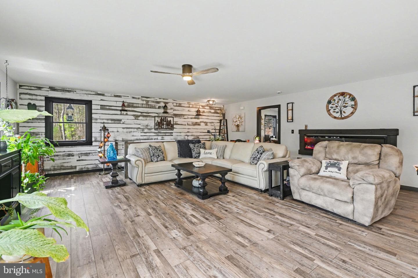 60 Stoner Drive photo 11