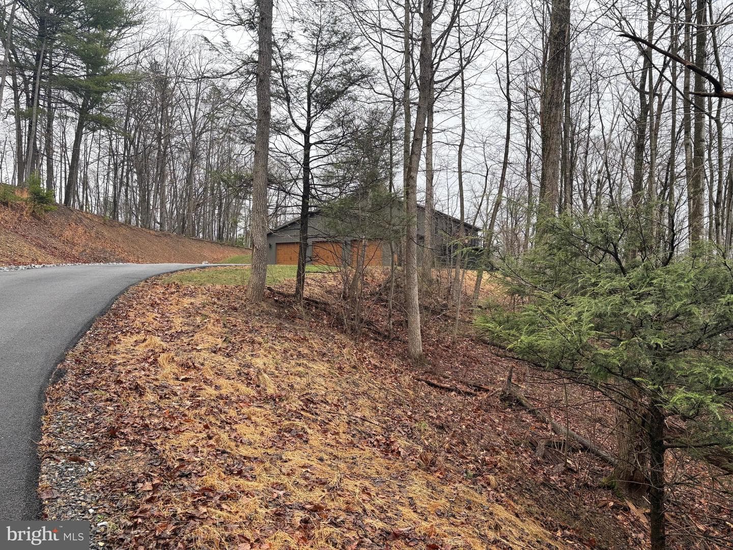 60 Stoner Drive photo 3
