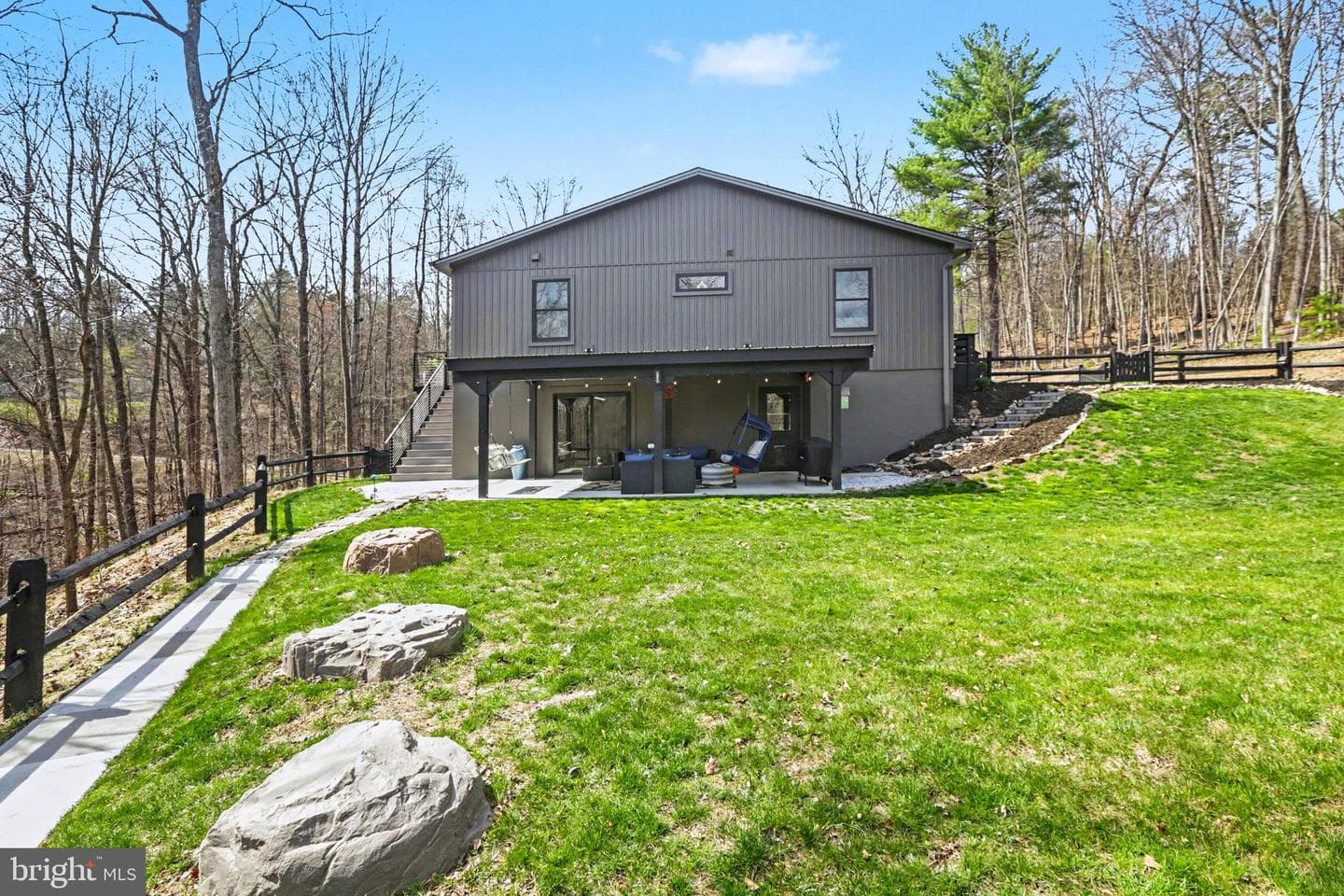 60 Stoner Drive photo 37