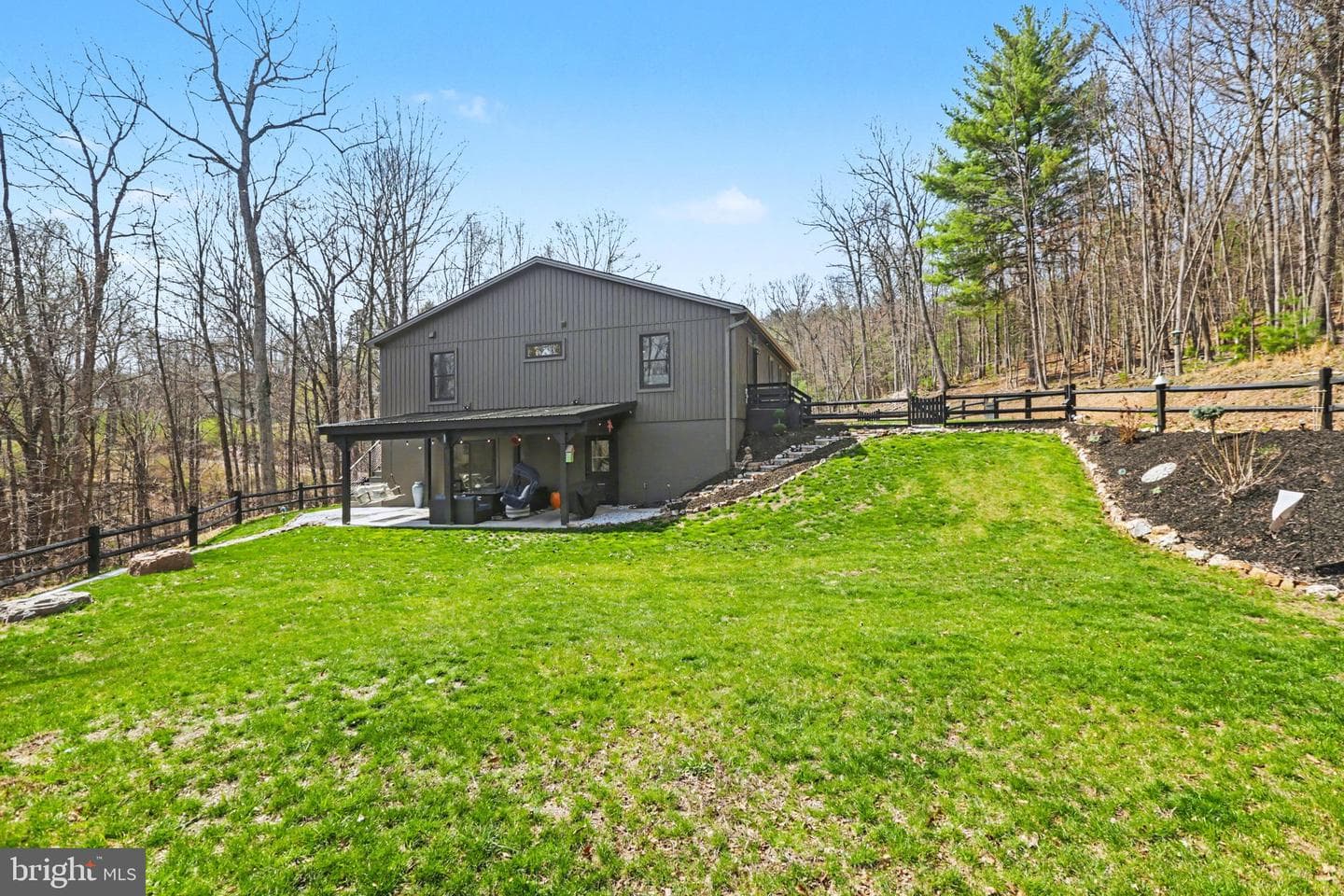 60 Stoner Drive photo 38