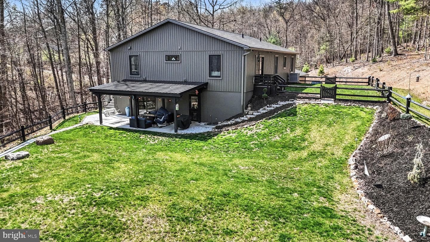 60 Stoner Drive photo 39
