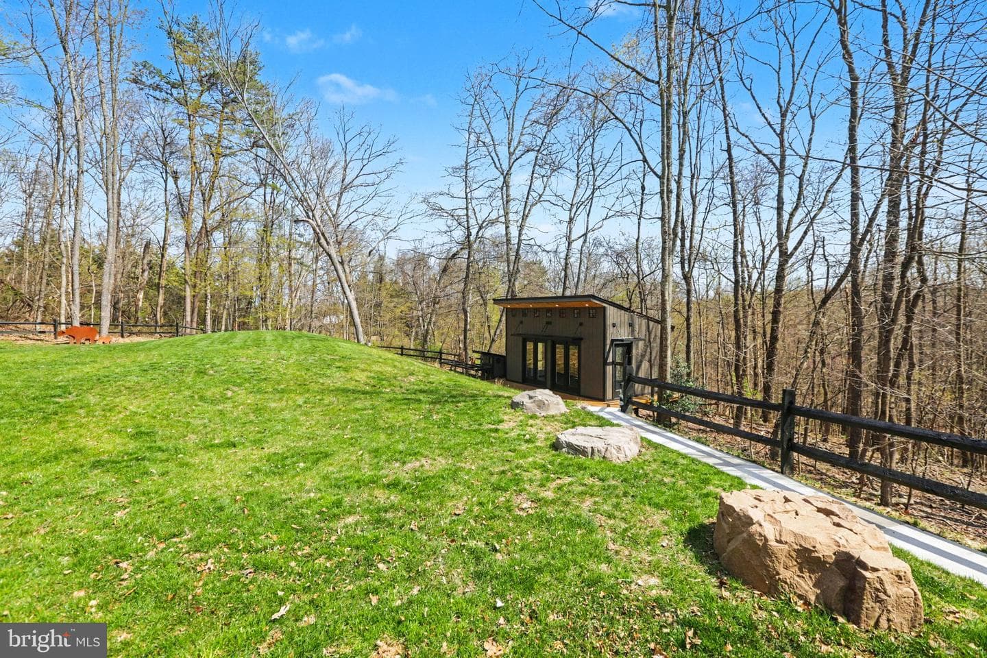60 Stoner Drive photo 42