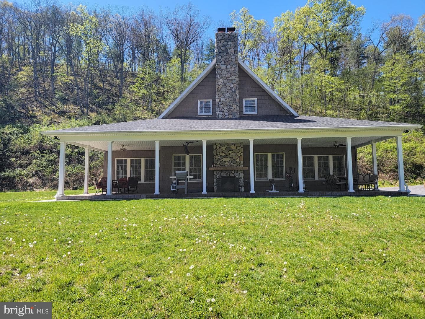1232 Newport Road photo 3