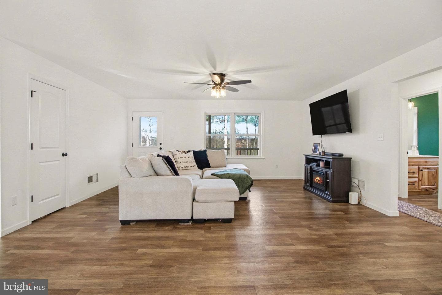 1296 Bower Road photo 14