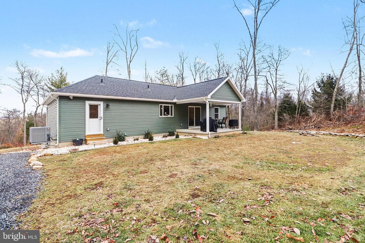 1296 Bower Road photo 4