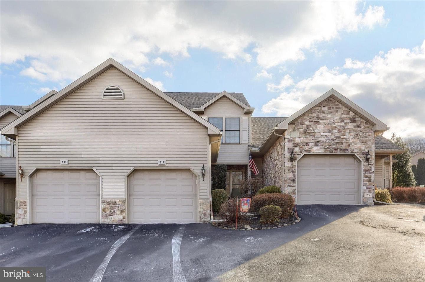 213 Whitetail Terrace photo 2
