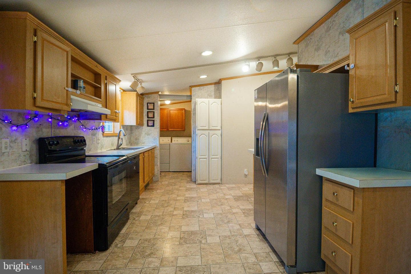 450 S 5th Street photo 5