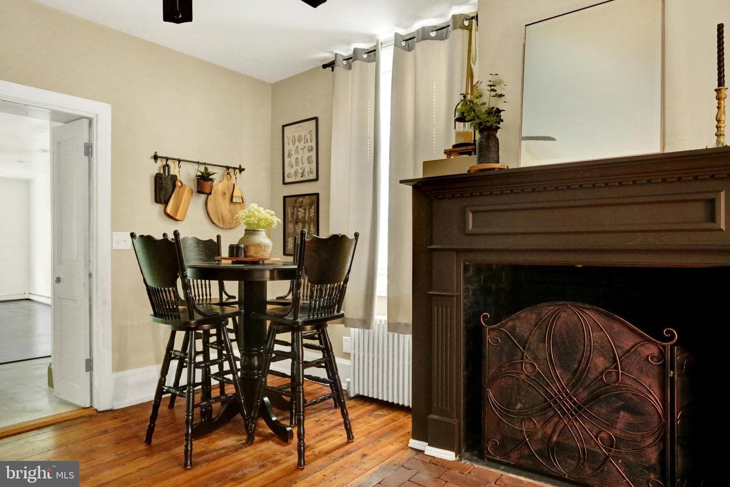 7032 Veterans Way photo 24