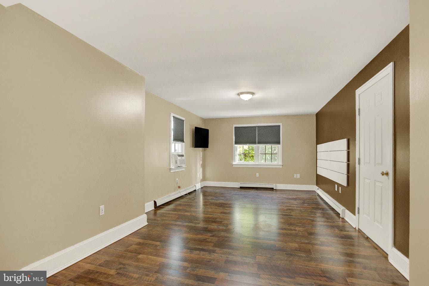 7032 Veterans Way photo 31