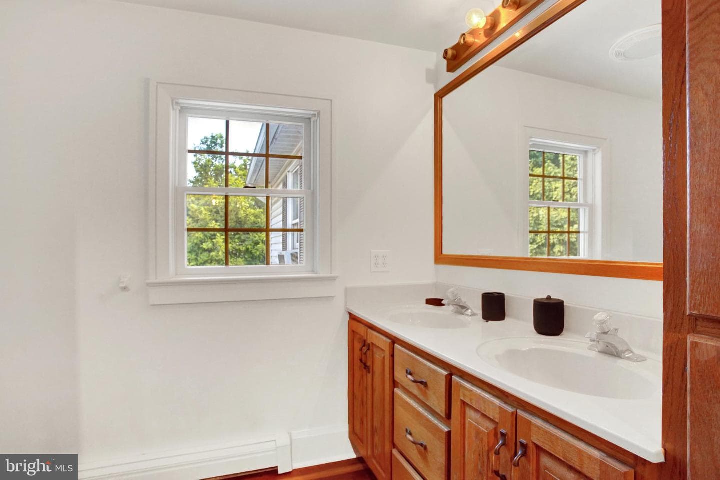 7032 Veterans Way photo 33
