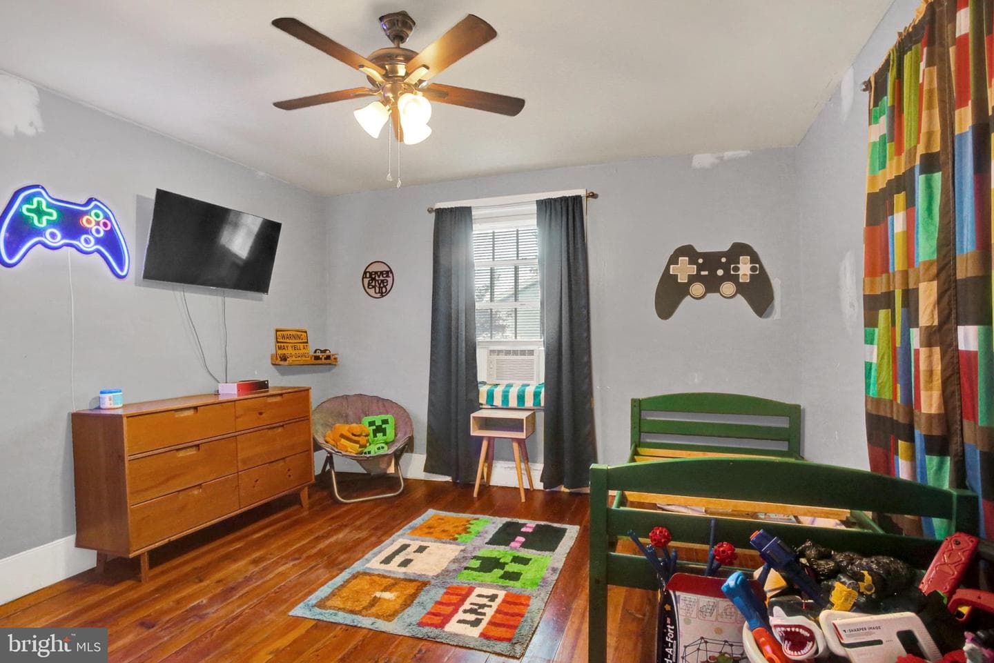 7032 Veterans Way photo 39