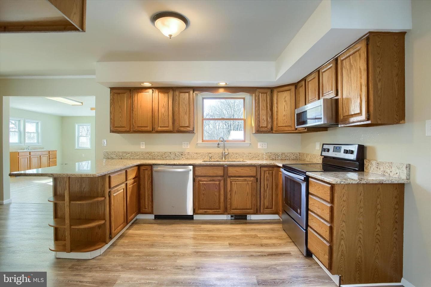 17 Pinetree Drive photo 13