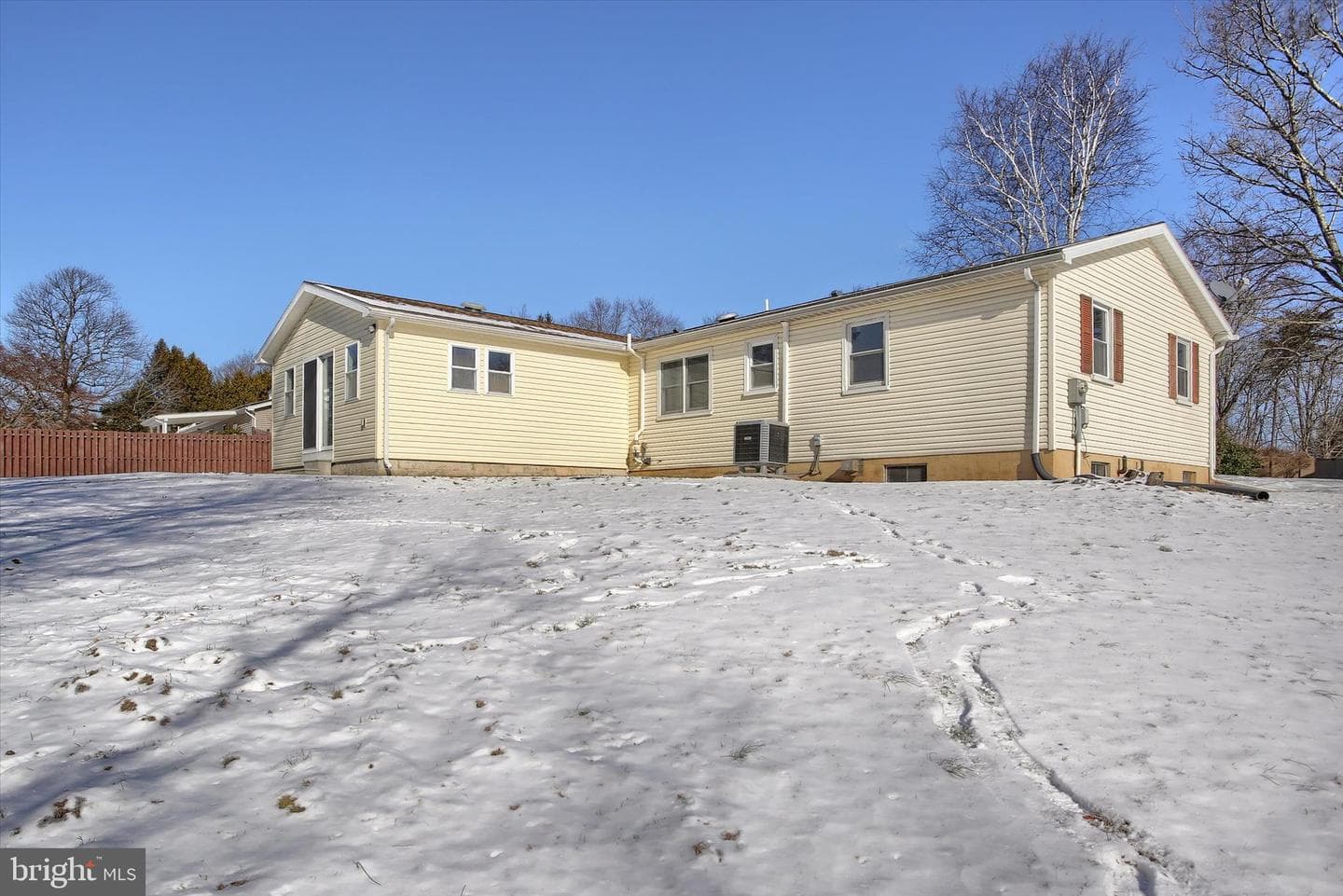 17 Pinetree Drive photo 43