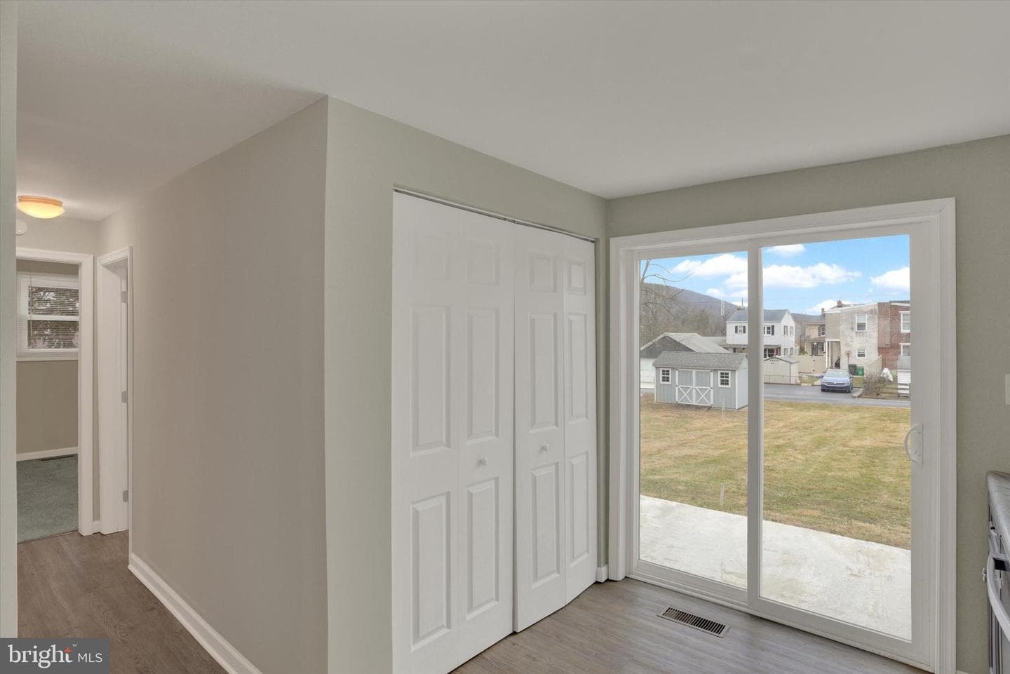 605 Linden Avenue photo 13