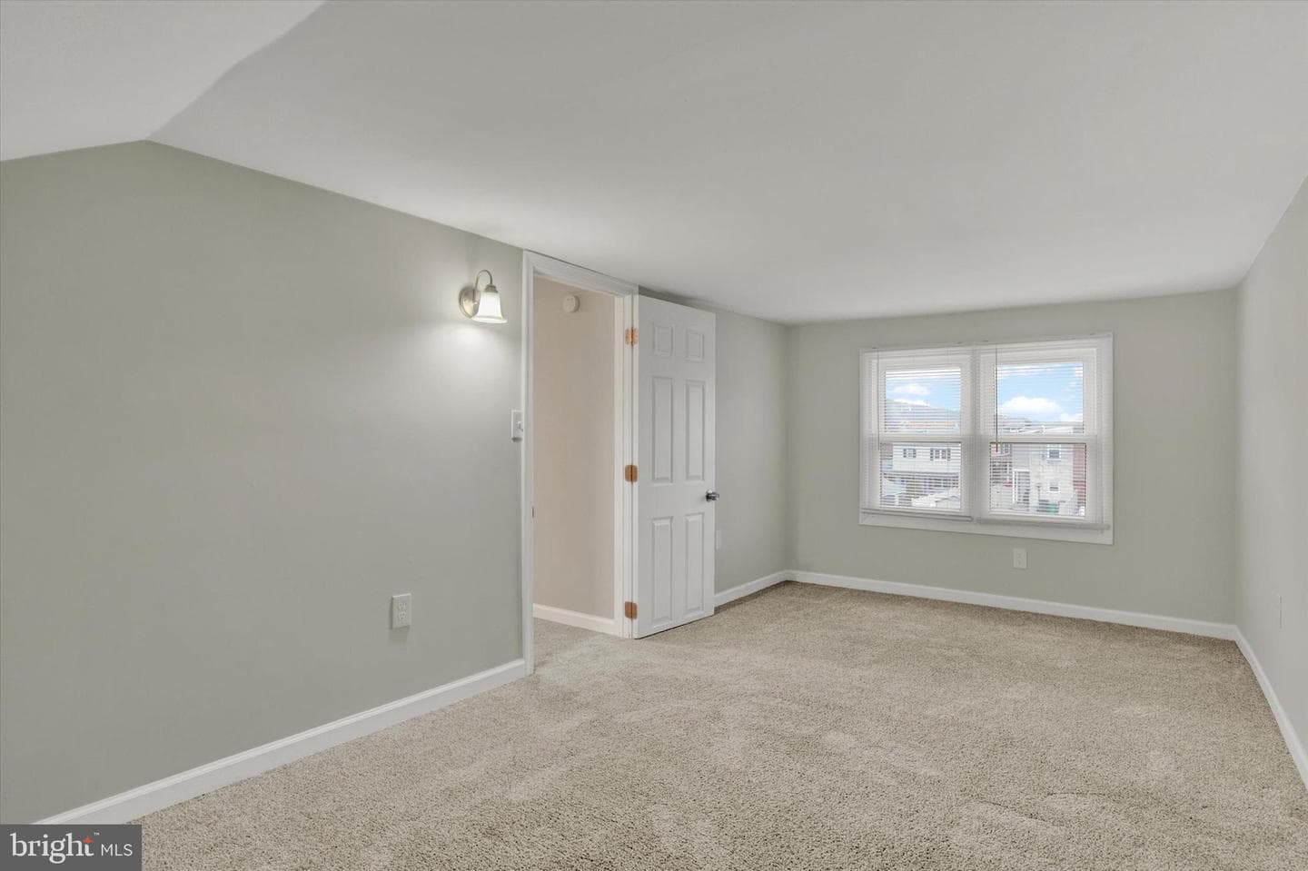 605 Linden Avenue photo 21