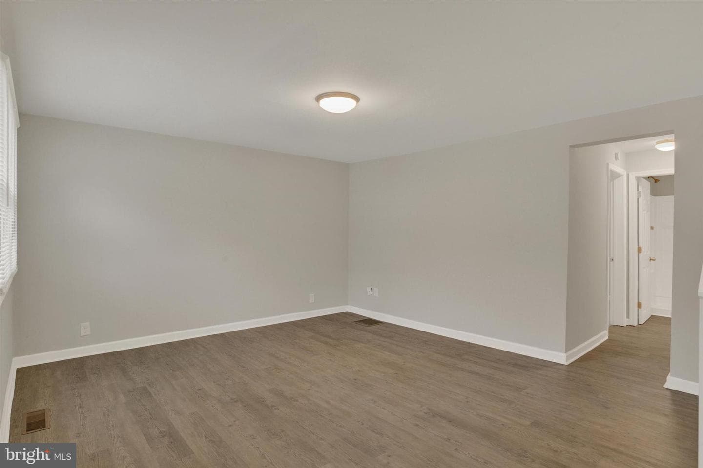 605 Linden Avenue photo 3