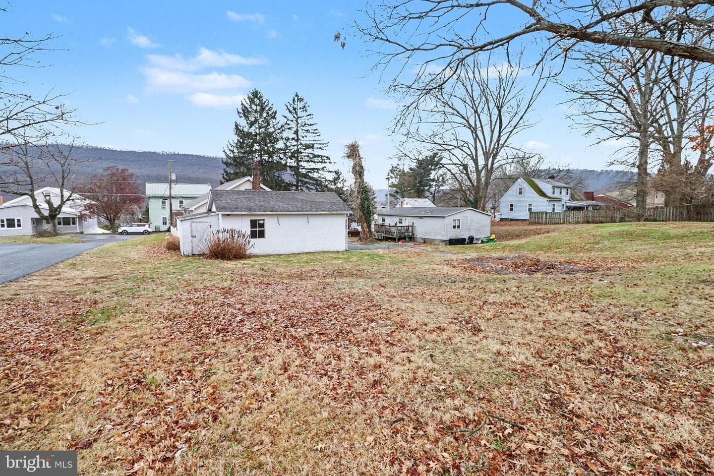 825 N Lincoln Street photo 25