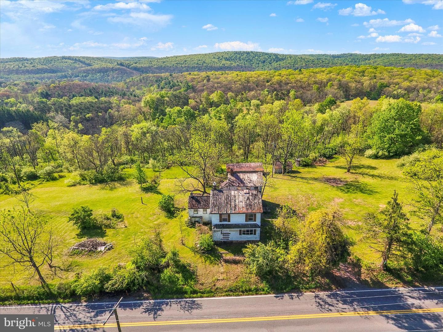 4401 Middle Ridge Road photo 2