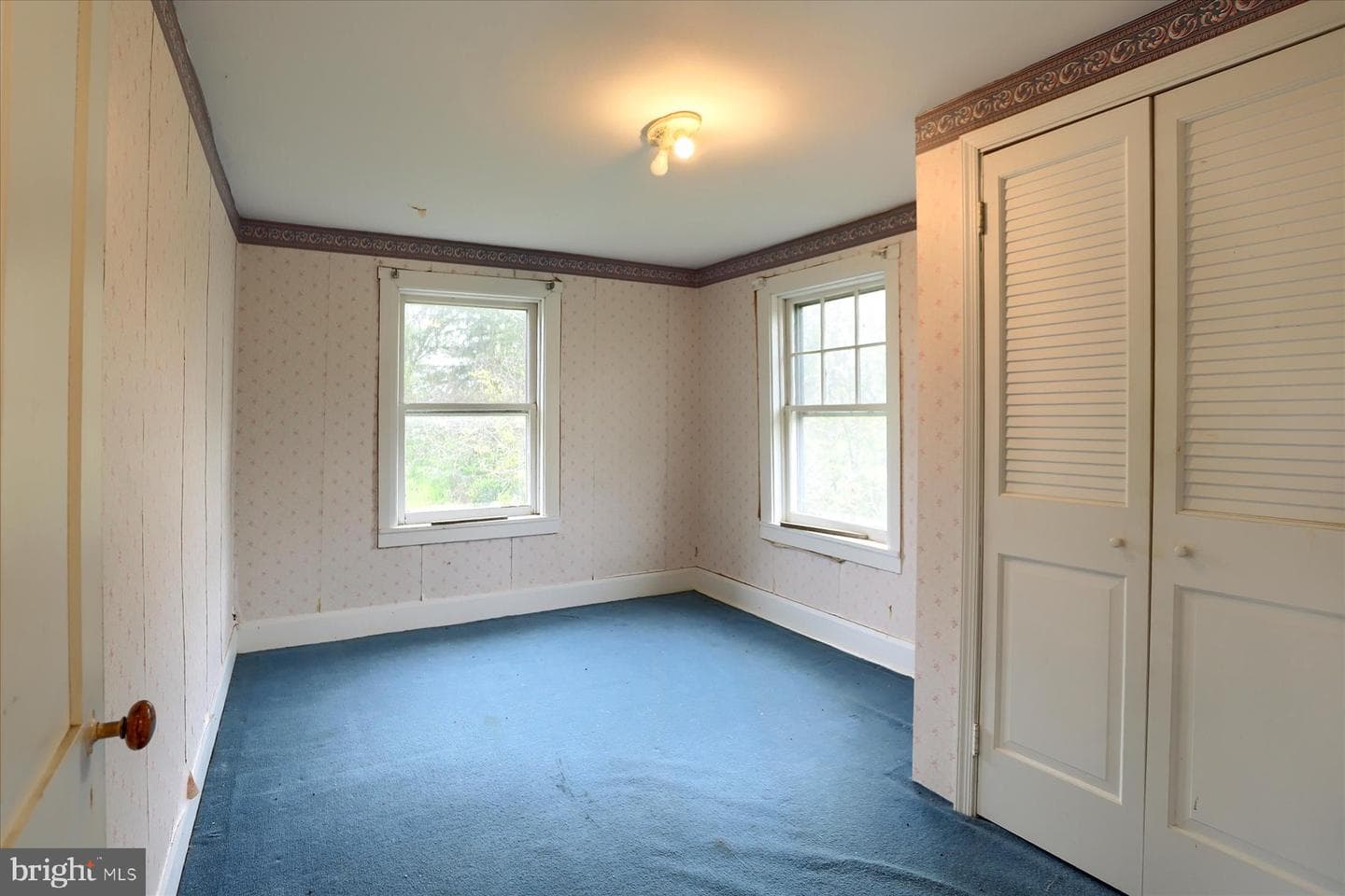 4401 Middle Ridge Road photo 27