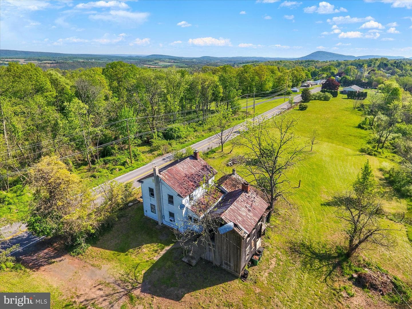 4401 Middle Ridge Road photo 3