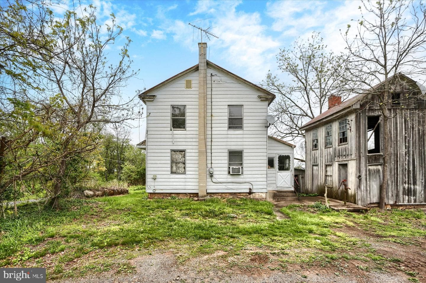 4401 Middle Ridge Road photo 6