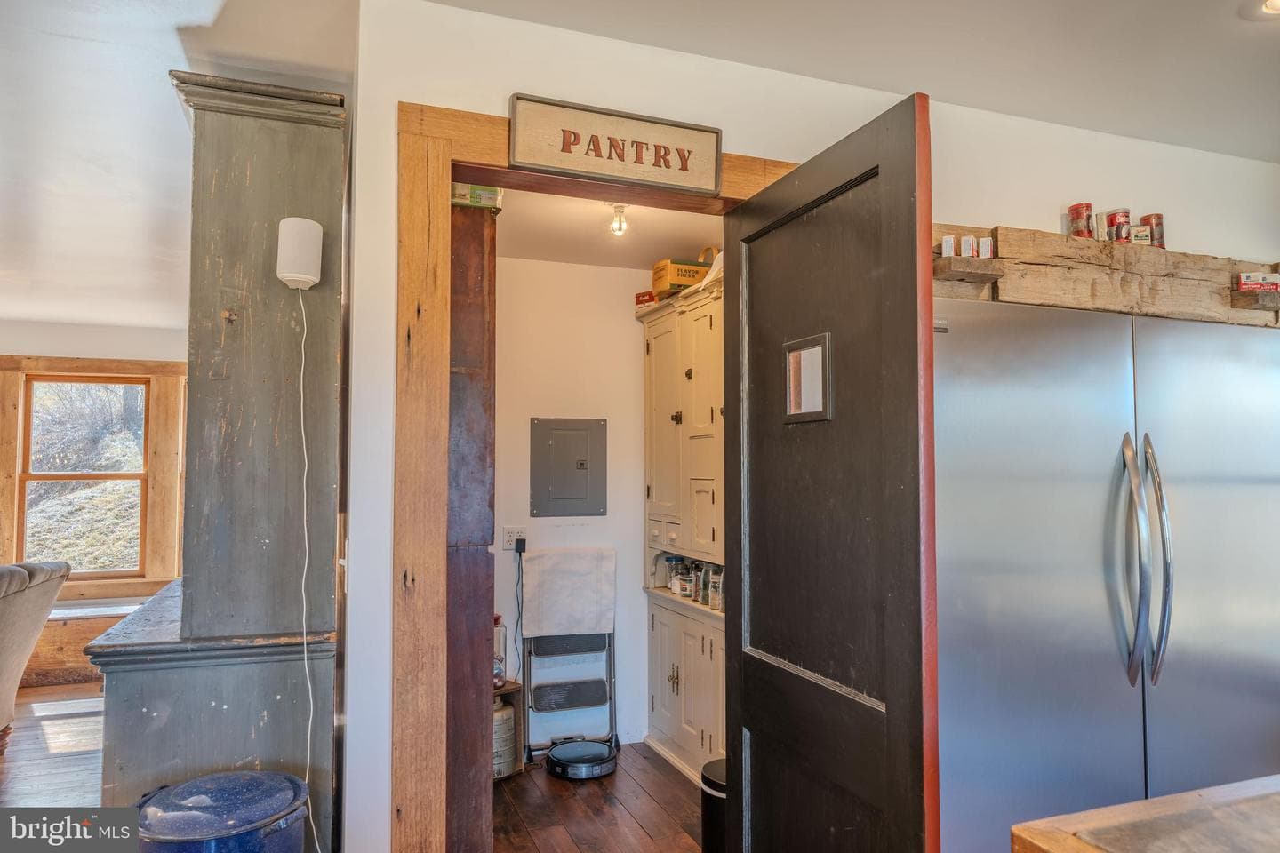 651 Robinson Road photo 14