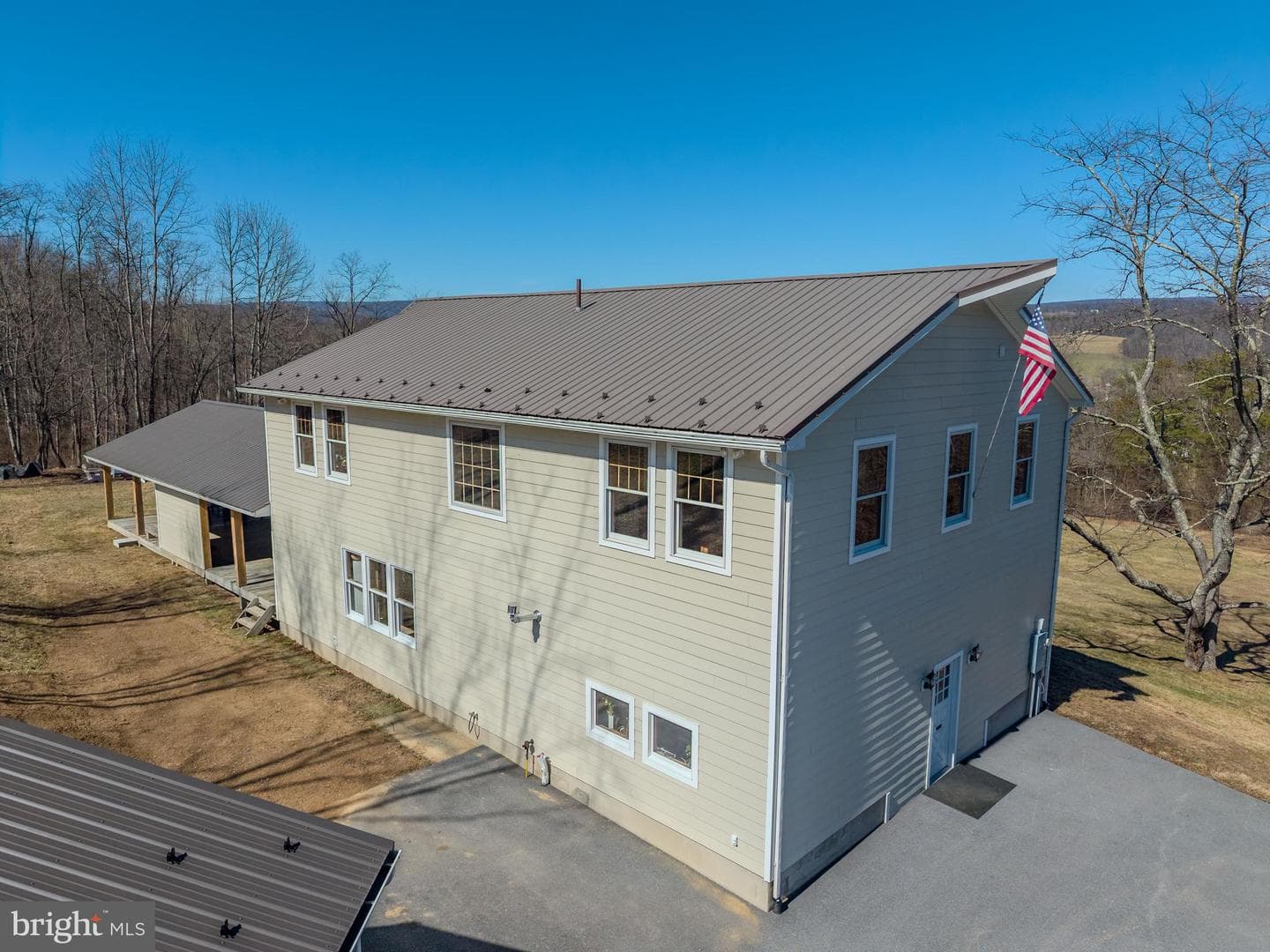 651 Robinson Road photo 2