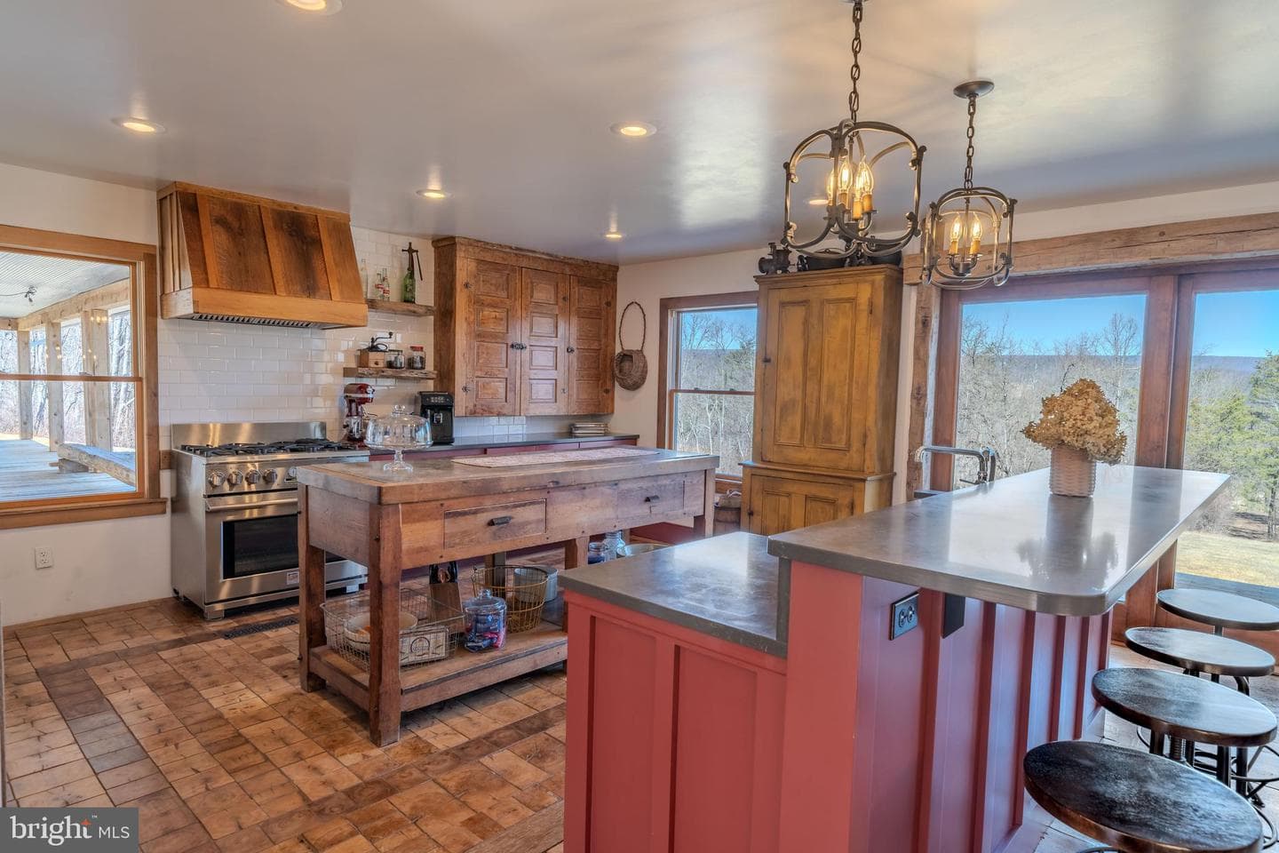 651 Robinson Road photo 22