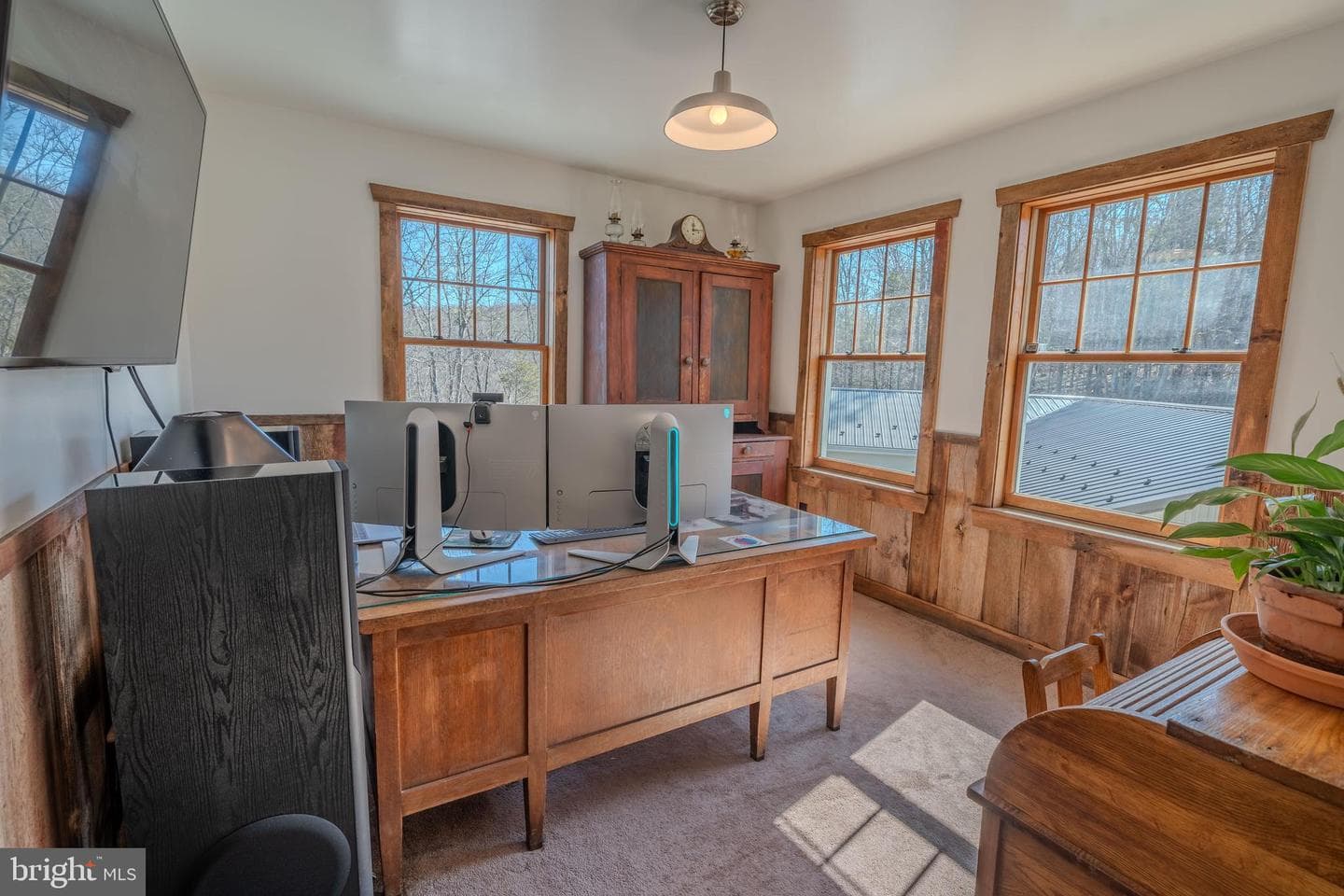 651 Robinson Road photo 42